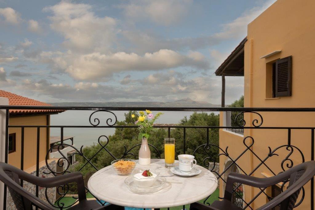 Villa Georgia คาลีเวส ภายนอก รูปภาพ