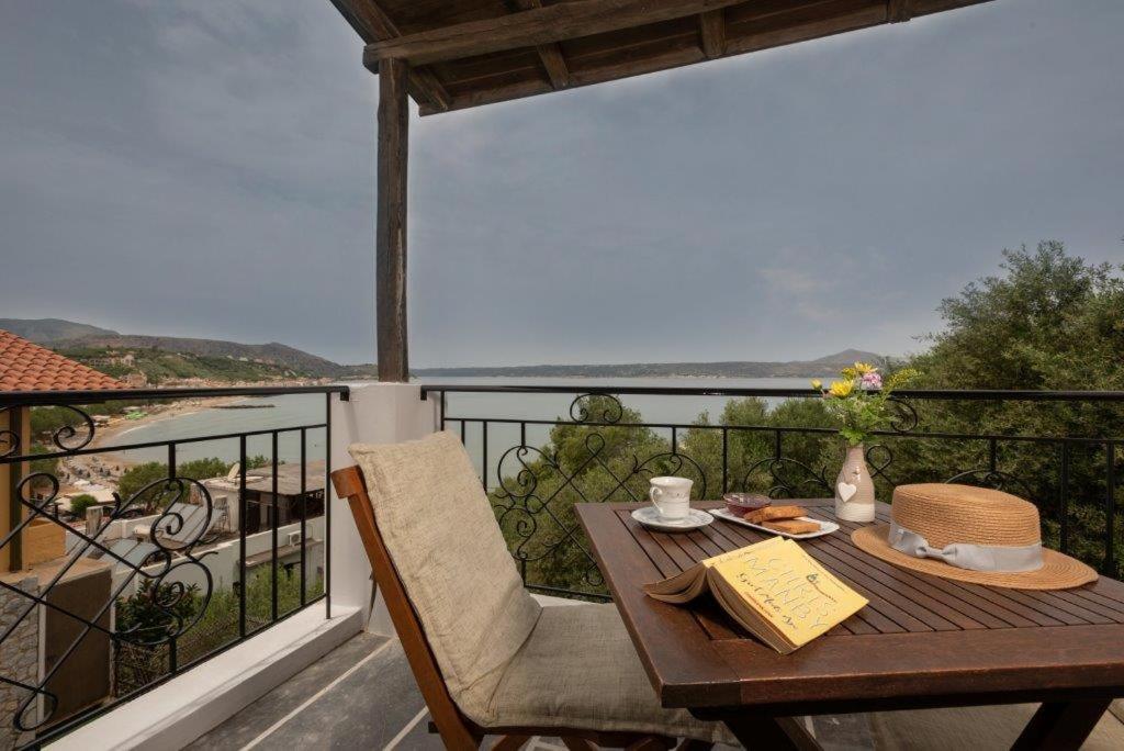 Villa Georgia คาลีเวส ภายนอก รูปภาพ