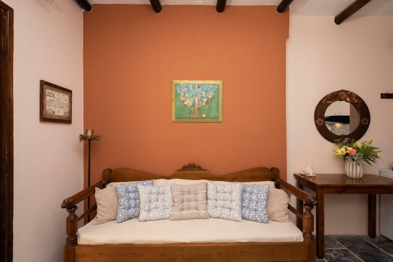 Villa Georgia คาลีเวส ภายนอก รูปภาพ